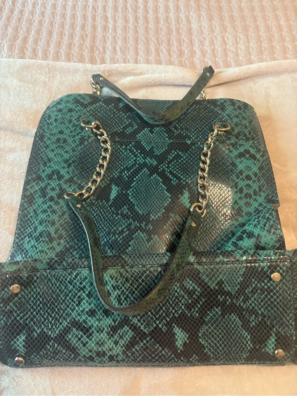 kate spade eye catching